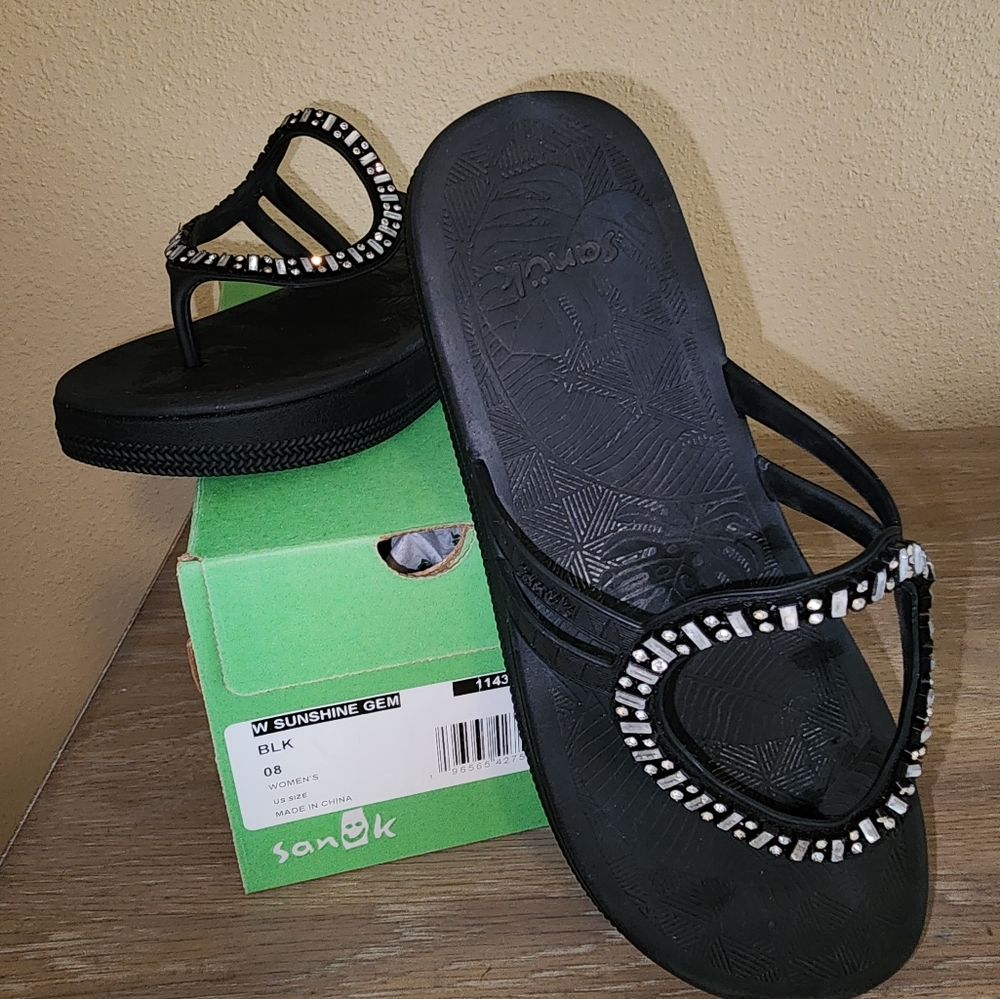 Black bedazzled Sanuk Sandals